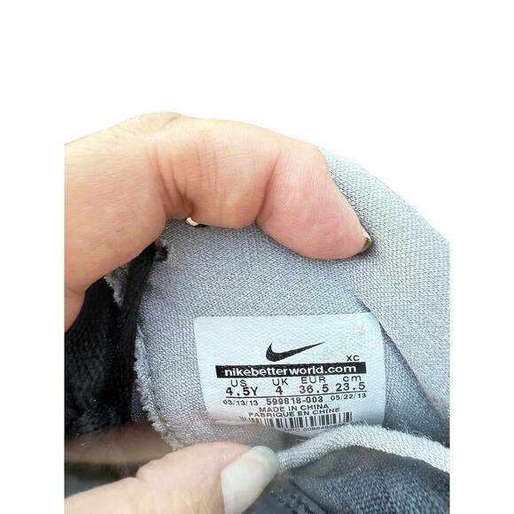 Nike Lebron Soldier 7 Youth Size 4.5 Black Gray Basketball Shoes - Picture 8 of 8